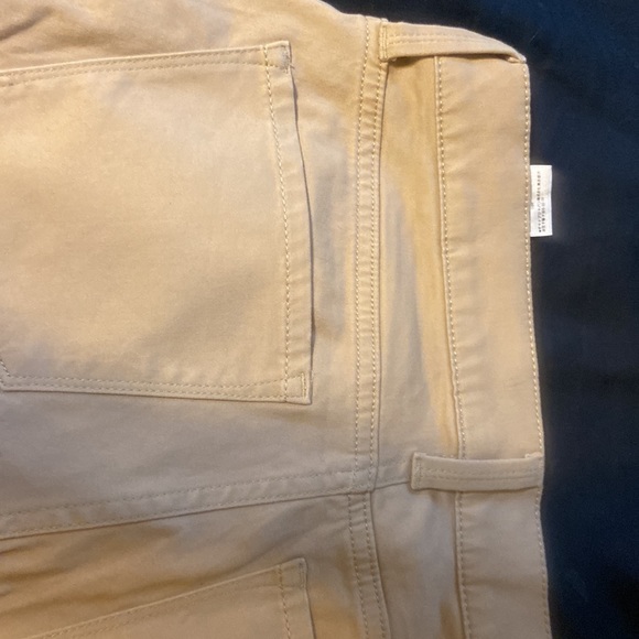 Banana Republic  Skinny-fit, petite Jeans - Picture 4 of 6